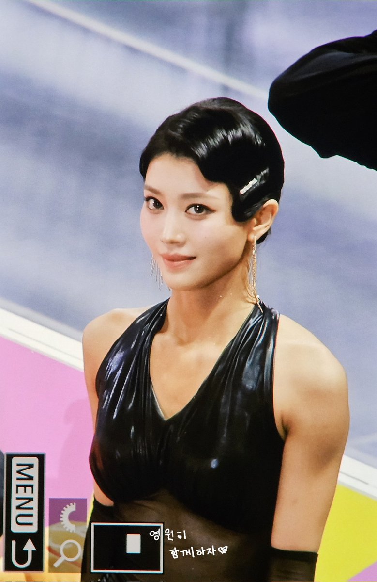 Shineting1112's tweet image. #션샤오팅 #심소정 #Xiaoting
#Kep1er #케플러 

20250825 아육대 preview
💃🖤