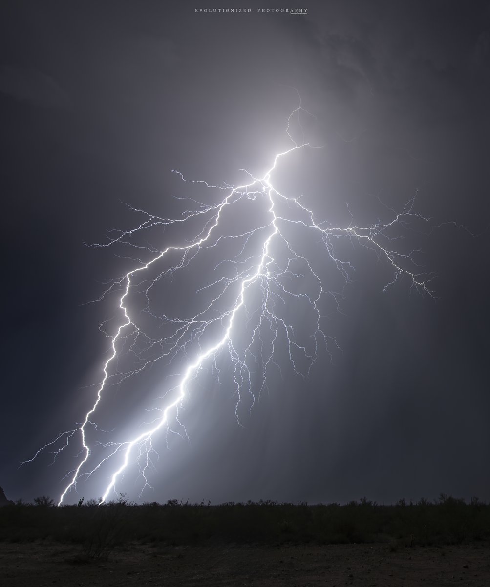 Becca Furnish (@becca_furnish) on Twitter photo Had some fun monsoon chasing by Morristown, Arizona this evening 😍😍😍#azwx #wxtwitter #lightning <a href="/GirlsWhoChase/">Girls Who Chase</a> #arizona #monsoon Had some fun monsoon chasing by Morristown, Arizona this evening 😍😍😍#azwx #wxtwitter #lightning <a href="/GirlsWhoChase/">Girls Who Chase</a> #arizona #monsoon
