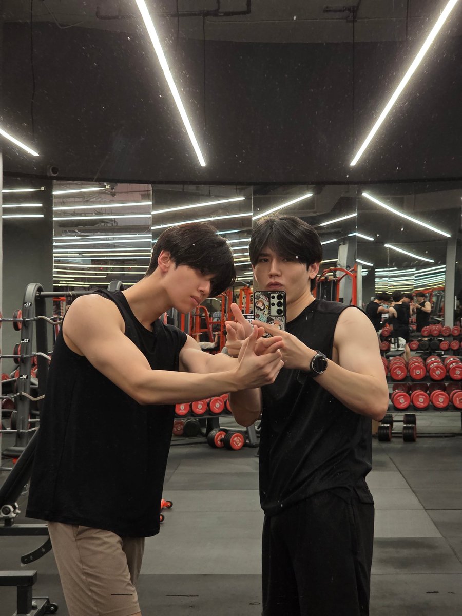 new_thitipoom's tweet photo. คามินกับปูน https://t.co/LHoNoMNgBQ