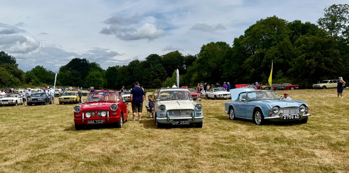 TriumphSSixClub's tweet image. Monday so soon ....... Oh wait it&apos;s Bank Holiday Monday😉
Hope you get a bit of time out, maybe take out that triumph ...... ?
Anybody got any plans?
#TSSC #Triumph #WeekendVibes2025