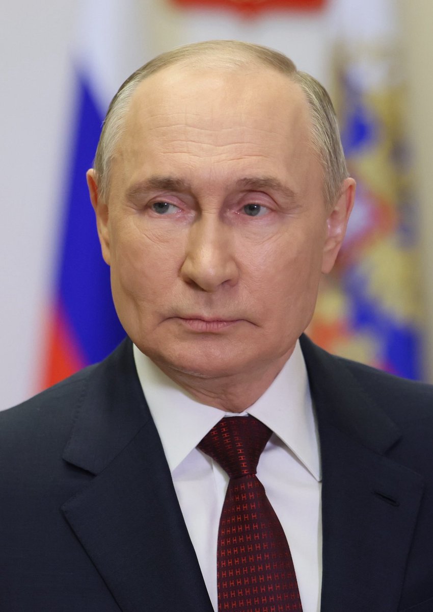 So about half of you believe Putin is bald, and half don’t. This guy is like Schrödinger’s Norwood.
