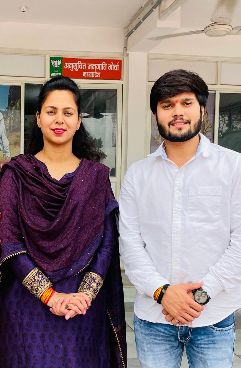 Rohit Mewada BJP (@rohitmewadabjp) on Twitter photo भाजपा प्रदेश प्रवक्ता आदरणीय दीदी नेहा बग्गा जी आप को जन्मदिवस की बहुत बहुत बधाई शुभकामनाएँ
बाबा महाकाल की कृपा सदा आप पर बनी रहे।
आपका जीवन सुख, समृद्धि और स्वास्थ्य से परिपूर्ण हो।
<a href="/BaggaNeha/">Neha Bagga - नेहा बग्गा</a> भाजपा प्रदेश प्रवक्ता आदरणीय दीदी नेहा बग्गा जी आप को जन्मदिवस की बहुत बहुत बधाई शुभकामनाएँ
बाबा महाकाल की कृपा सदा आप पर बनी रहे।
आपका जीवन सुख, समृद्धि और स्वास्थ्य से परिपूर्ण हो।
<a href="/BaggaNeha/">Neha Bagga - नेहा बग्गा</a>
