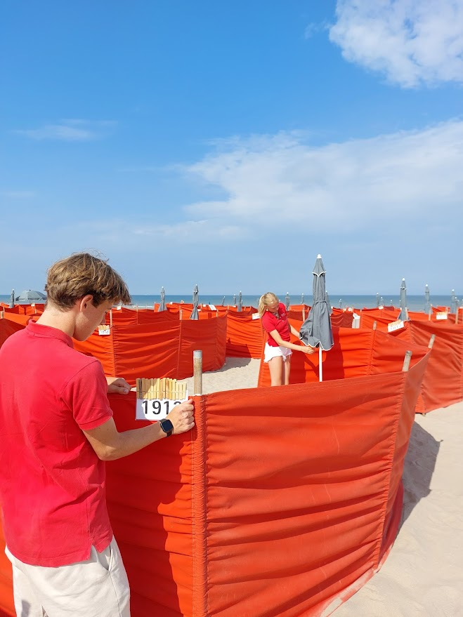 Goedemorgen, vandaag/maandag aan de kust veel zon, droog, weinig wind en rond de 23 graden😊

Morgen ook weer heerlijk strandweer😃

Reserveer een heerlijk dagje strand via robdebadman.nl