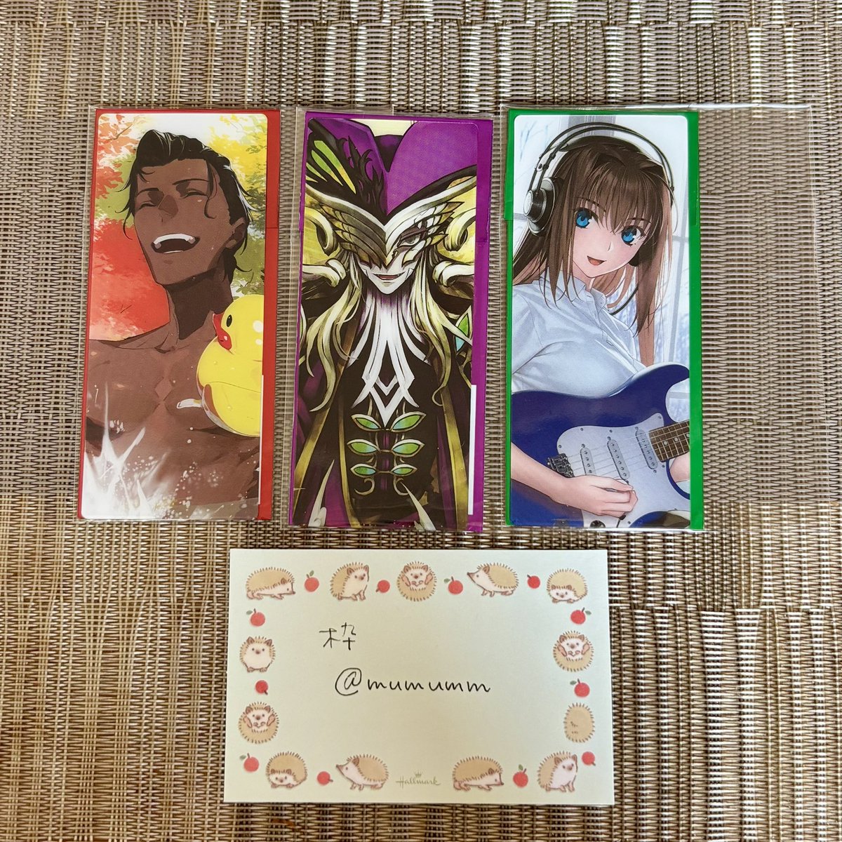 枠(わく) tweet media