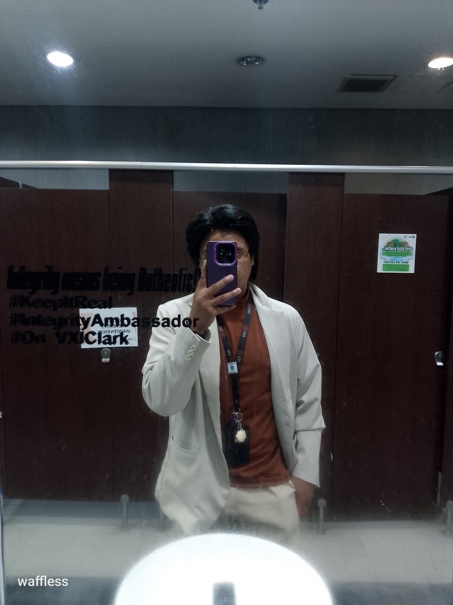 Mandatory mirror shot pag sa BPO nagtatrabaho