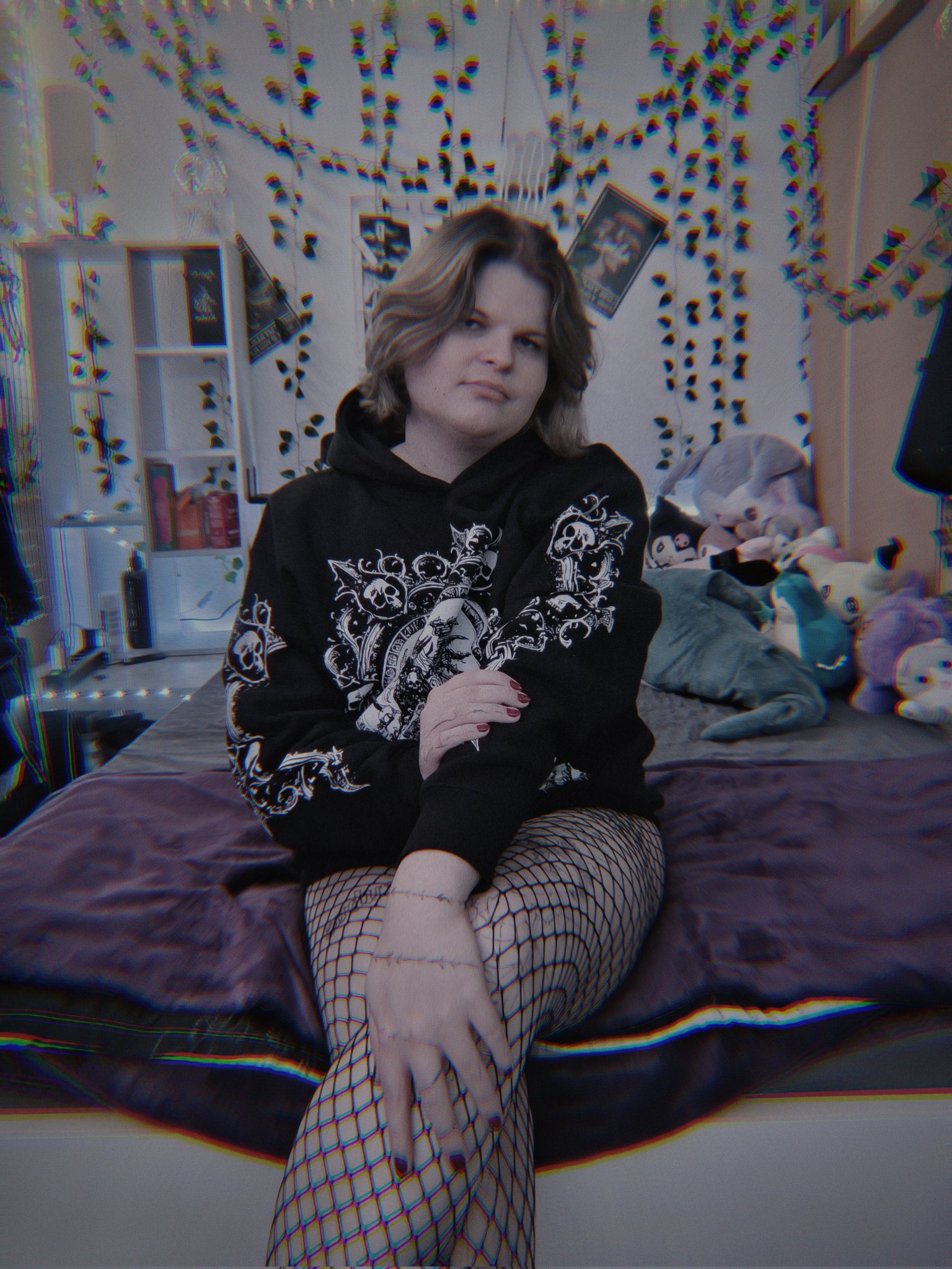 Wana watch horror movies? :3 https://t.co/umRxUJg5Xs
