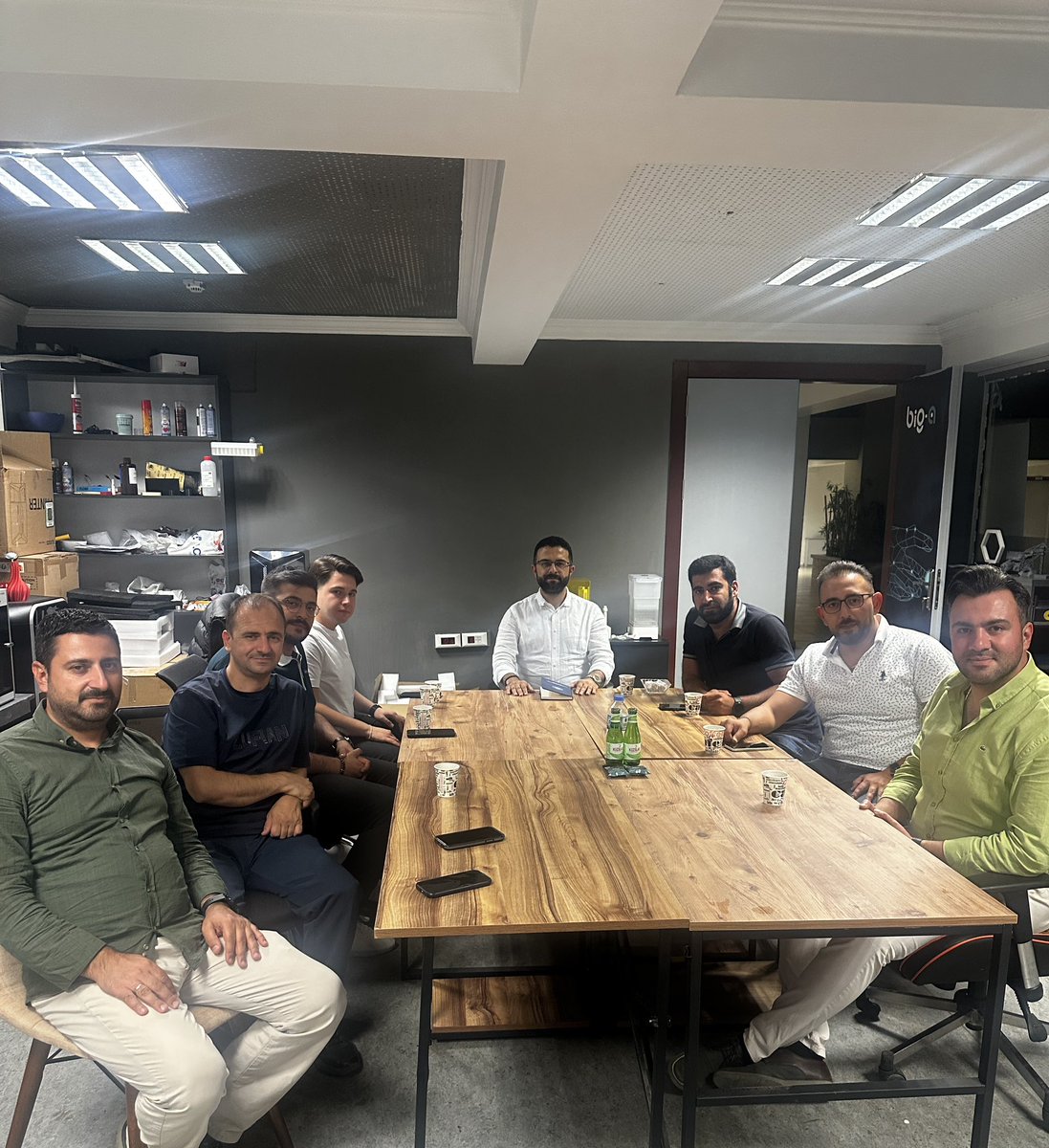 TOBB Erzurum Genç Girişimciler Kurulu Ağustos ayı olağan toplantısını İsmail SUCİ başkanlığında, komite üyemiz Doç.Dr. İlker Akbaba’nın ofisinde gerçekleştirildi.

📍 Ağustos ayı faaliyetleri değerlendirildi.
📍 Yapay zeka destekli yazılımlar, güncel gelişmeler ele alındı.