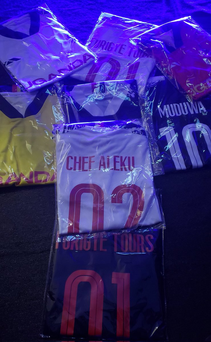 Mirindagraphics's tweet photo. @IamHaxx @Motion_i256 🇺🇬 #Uganda...call or whatsapp 0789018615 to place your order. https://t.co/WAyRWmnAKi