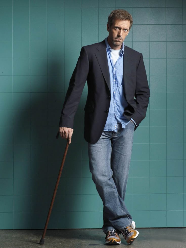 saw_interrupted's tweet photo. my fit is giving dr house😋 https://t.co/vqekaXhncn