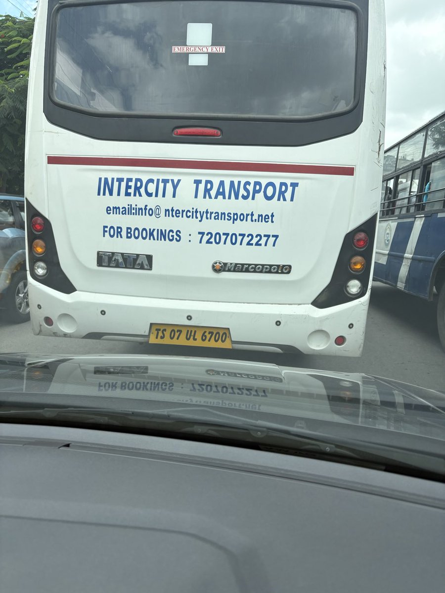 Sridharmacha's tweet image. ⁦@CYBTRAFFIC⁩ blocking free left at Allwyn cross roads