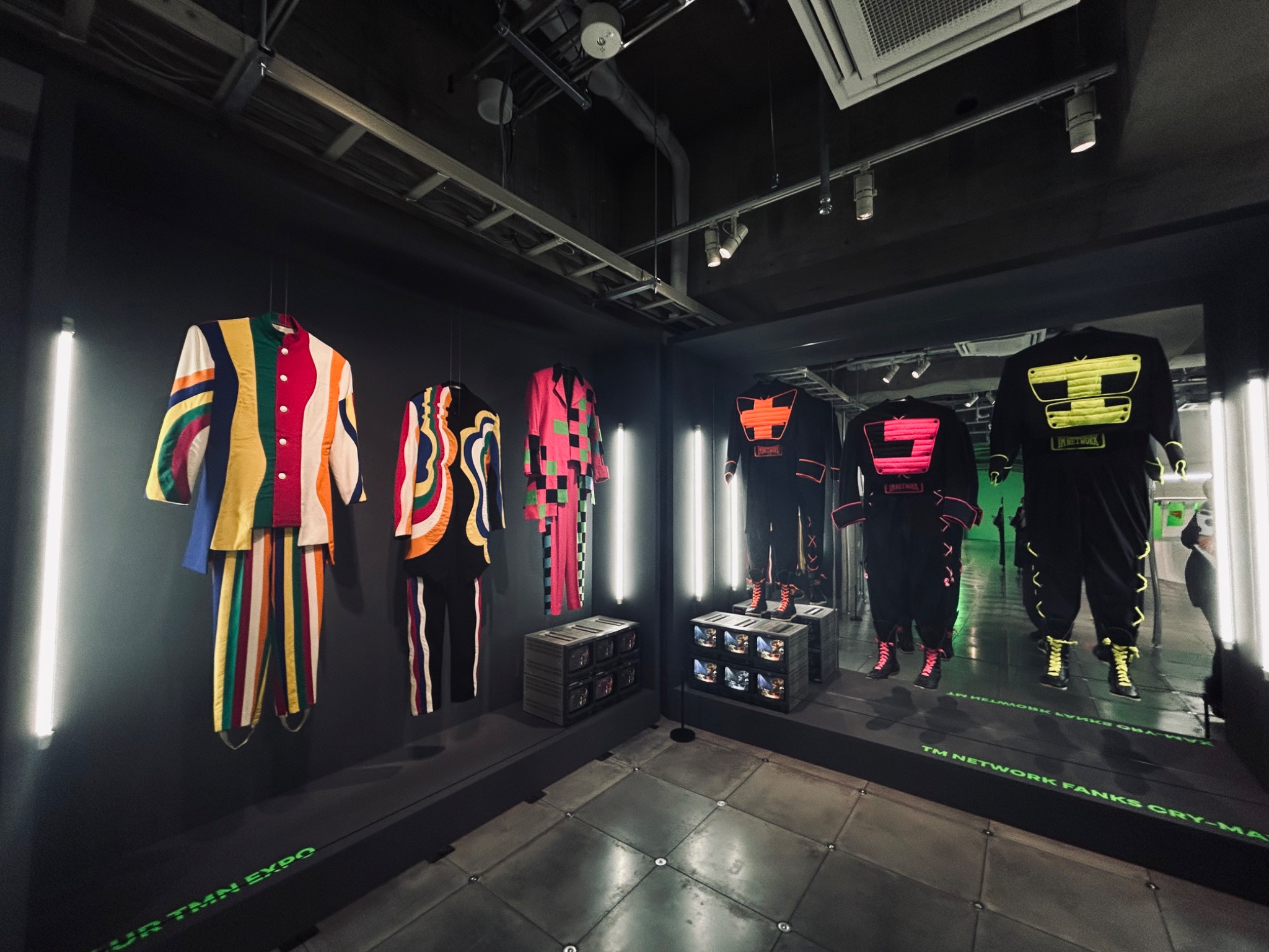 【あき】TM NETWORK郡 あき】TM NETWORK郡 TM NETWORK / humansystem | sixteen
