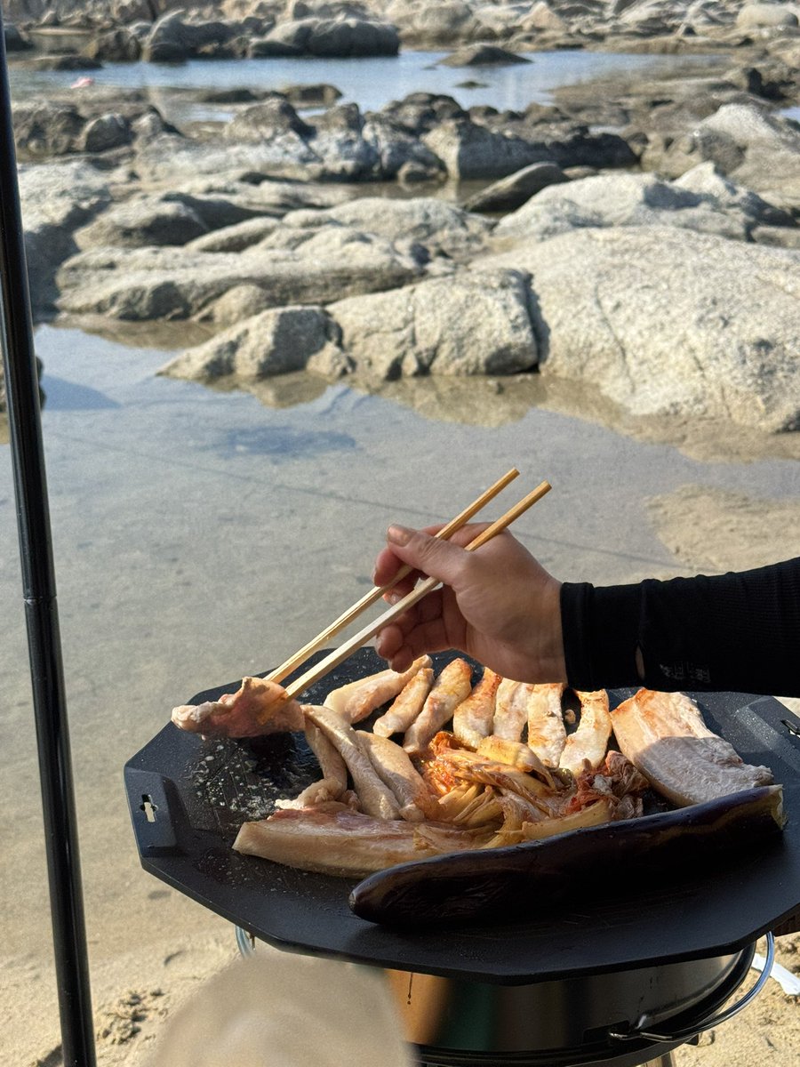 이게 삶이구나
얍핑으로 아직 큰 수익은 못얻었지만 이순간만큼은 무엇보다 행복하당
<a href="/PortaltoBitcoin/">Portal</a>  when tge?