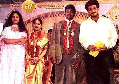 AjithKumar_AK62's tweet image. Wishing our Thalapathy @actorvijay &amp;amp; #SangeethaVijay , a very happy 26th Wedding anniversary ❤️
#Ajithkumar𓃵
#AjithKumarfans 
#Ajithfans