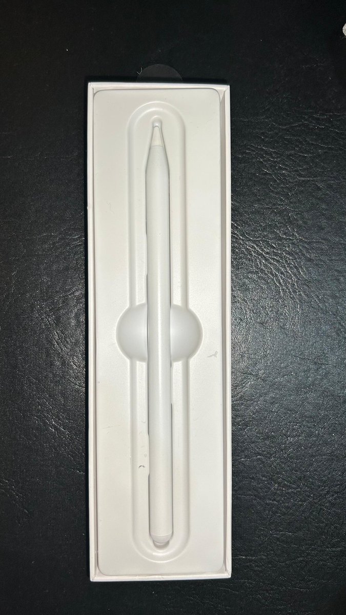 pusingbrok's tweet image. wts robot pencil rsp10 baru dipake sekali, kemaren beli harga 160 dijual harga 110, masih lengkap mulus gacor aman
wts wtb pencil apple ipad, jual murah bosq
#wts #wtb