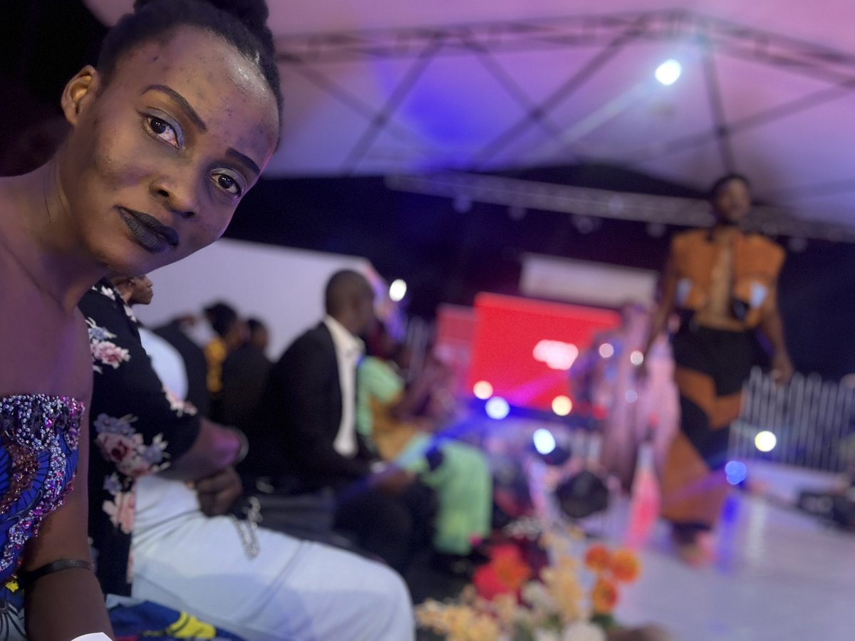 DAkellot's tweet image. At the AfriArt Fashion Awards
Congratulations to all winners 
#awardnominee
#femalemodeloftheyear
@TrillionLooks