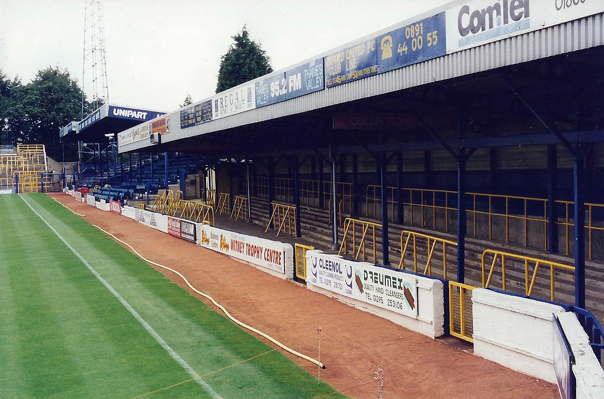 paul_gtastic's tweet image. LOST FOOTBALL LEAGUE GROUNDS (10)
Manor Ground, Oxford United
Opened in 1925, the Manor was made up of a number of stands and terraces. Last used in 2001.
This ground and around 500 others are featured in the book, BEYOND THE CEMETERY END. groundtastic.co.uk/beyond