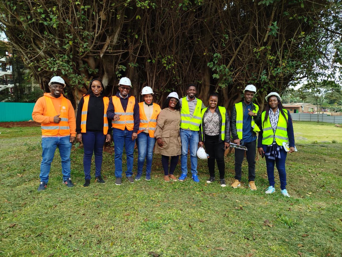 BatHousing's tweet photo. We had and amazing bus tour to all Mi Vida sites with our clients, if you missed the bus tour make sure to join on the next and see all the investment opportunities available for you! call us on 0724 942 346 https://t.co/VOBpKt3Isb
