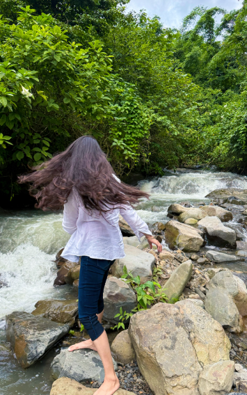 CIbemchaDevi's tweet photo. Celebrate every step in nature’s shade
Let the river wash away all your worries.
#NatureLovers #Mindfulness #NatureVibes #Relaxation #PeacefulMoments #RiverMagic #NatureHealing #EcoLife #StressRelief #NaturePhotography https://t.co/XqMdPYP1eV