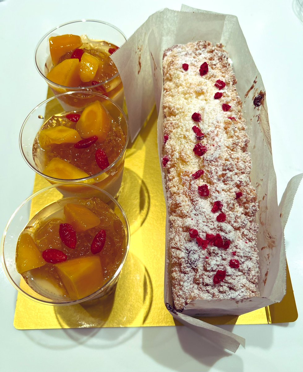 パイナップルとココナッツのパウンドケーキ＆ジャスミン豆花 由（よし） on X: 