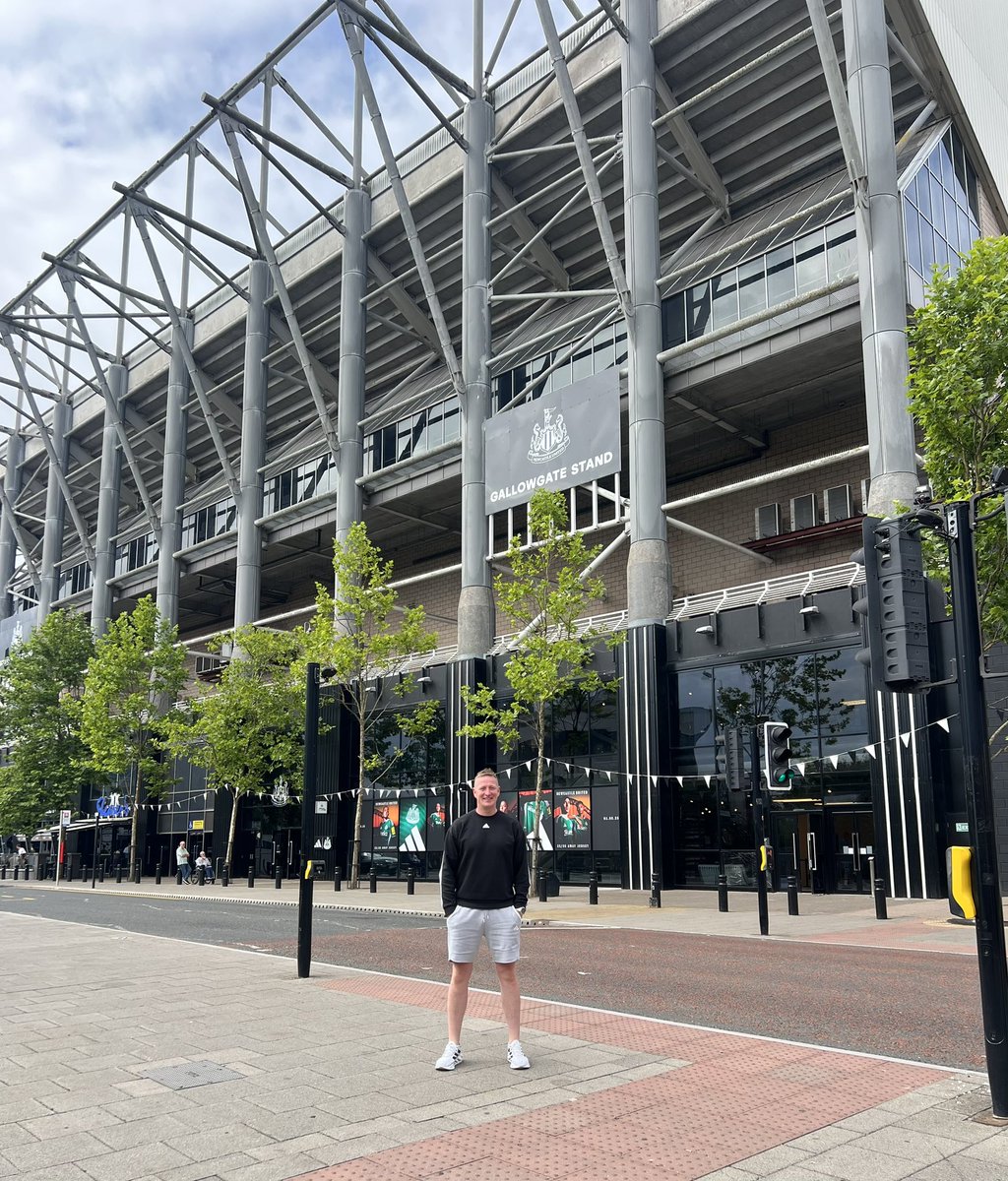 Up the unbearable reds 🔴⚪️ #MNF #lfc