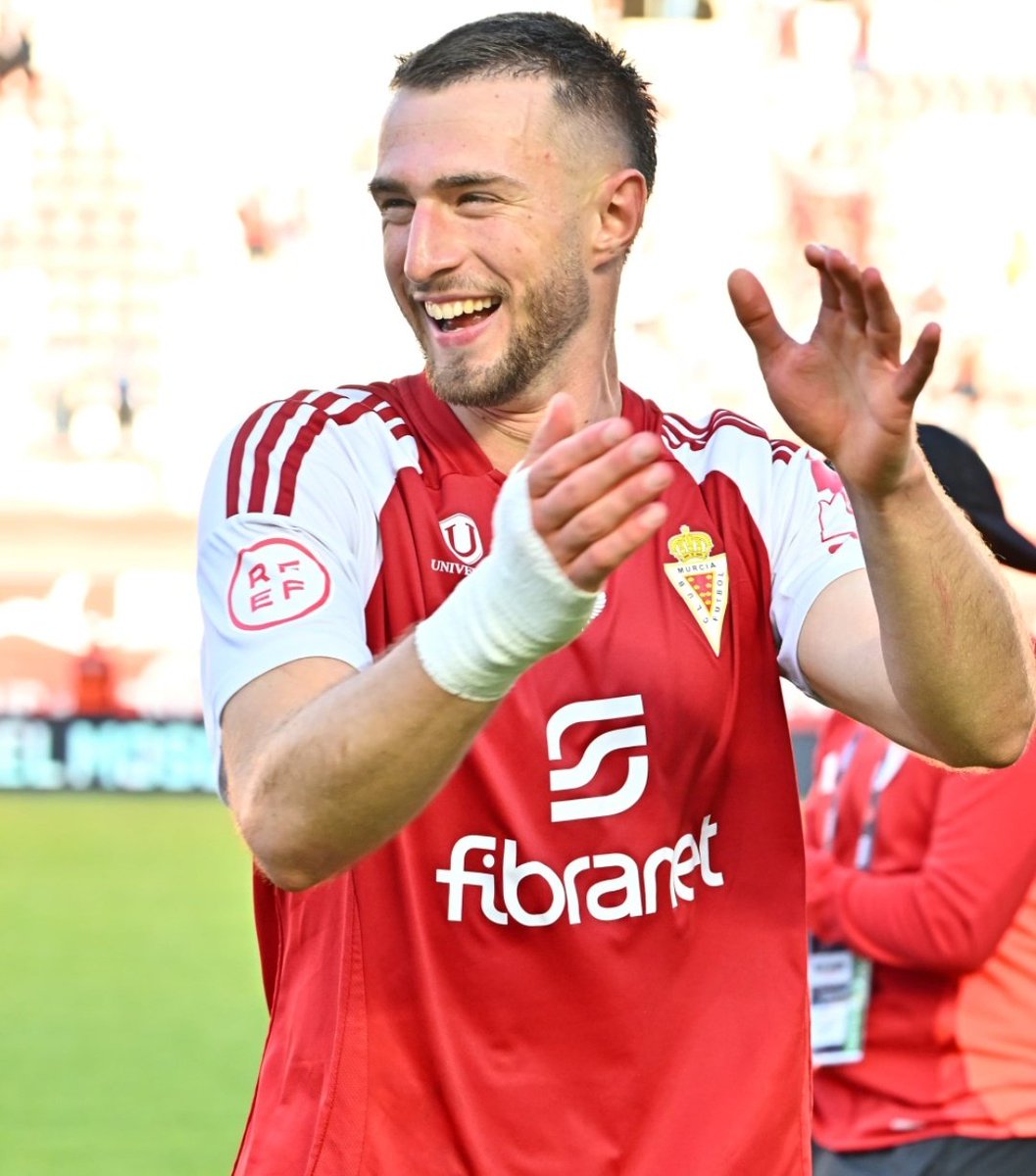 Nuevo ciclo. Bufón o leyenda. 🇸🇮🫵