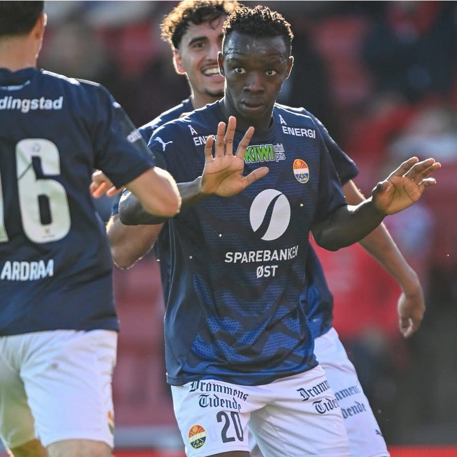 Alie Bittar (@bittar32) on Twitter photo Alie Conteh opens his <a href="/godset/">Strømsgodset Fotball</a> account in draw against Bryne
On Sunday, Alie Conteh recorded his first of the season for his Norwegian side Strømsgodset in their 2-2 draw with Bryne.
Read Me footballsierraleone.net
#PlayersAbroad #FSLNews #SierraLeone #SaloneX <a href="/football_sierra/">Sierra Leone Football News</a> Alie Conteh opens his <a href="/godset/">Strømsgodset Fotball</a> account in draw against Bryne
On Sunday, Alie Conteh recorded his first of the season for his Norwegian side Strømsgodset in their 2-2 draw with Bryne.
Read Me footballsierraleone.net
#PlayersAbroad #FSLNews #SierraLeone #SaloneX <a href="/football_sierra/">Sierra Leone Football News</a>