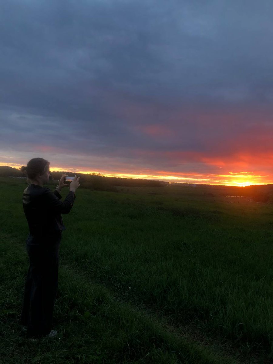 Фотка, на которой я фоткаю закат