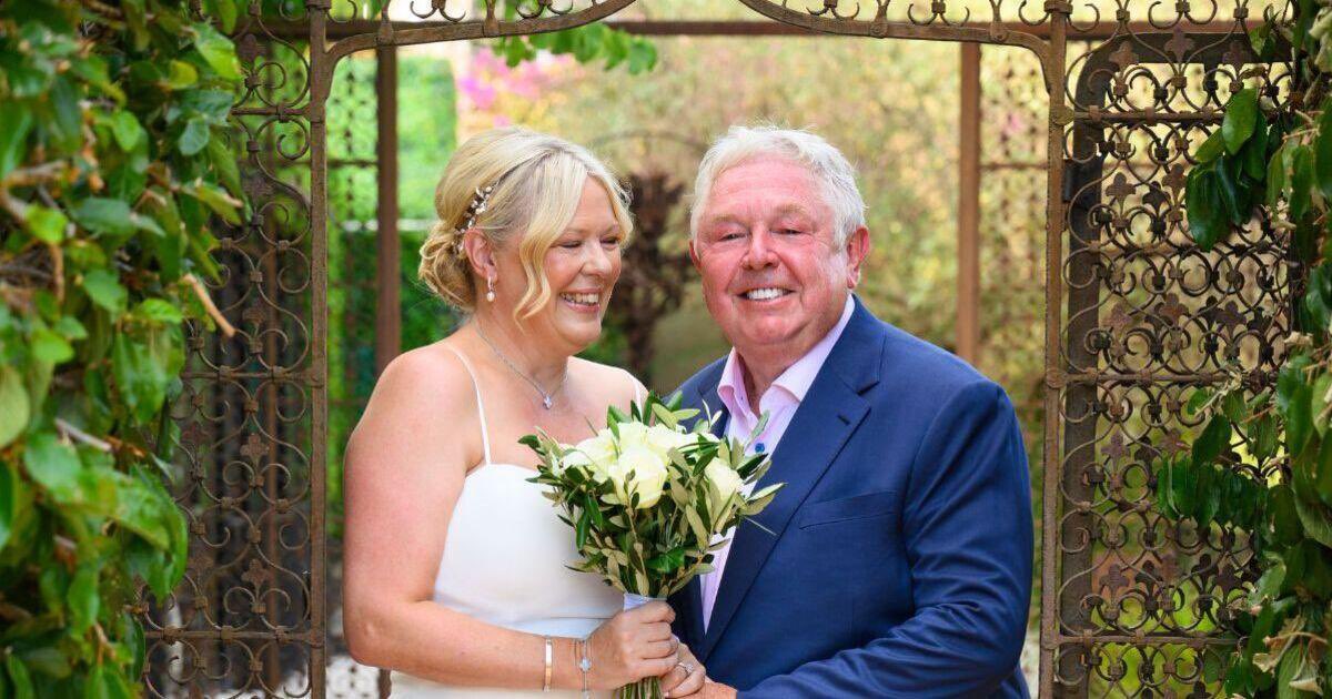 Bunty &amp; I were at Nick’s do.
Bob Jenrick was on the door checking invitations &amp; keeping out gatecrashers.
Dan Wootton was the wedding photographer (he’ll blackmail us later)
Lucy Connolly did the BBQ &amp; burnt the meat.
Later Darren Grimes entertained us with his famous sock trick.