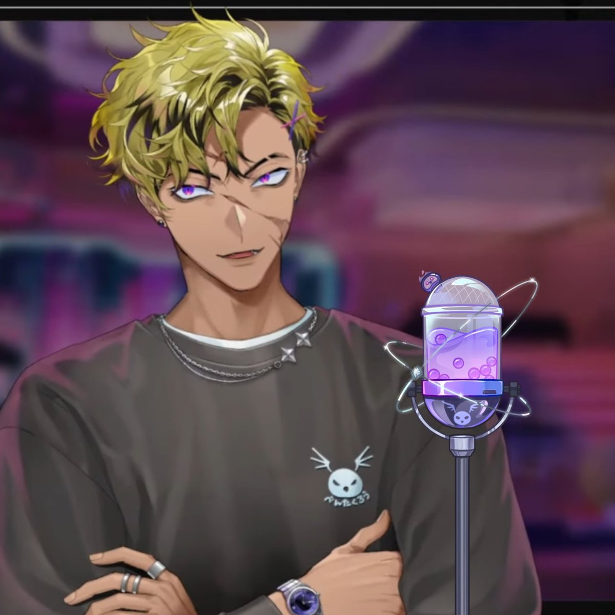 #Vantalism #Vantarsenal 
New outfit, new miccrophone!
Singing will come with time, I have total faith in you, all you need is time! Ganba and keep taking care of yourself! 
Link in reply