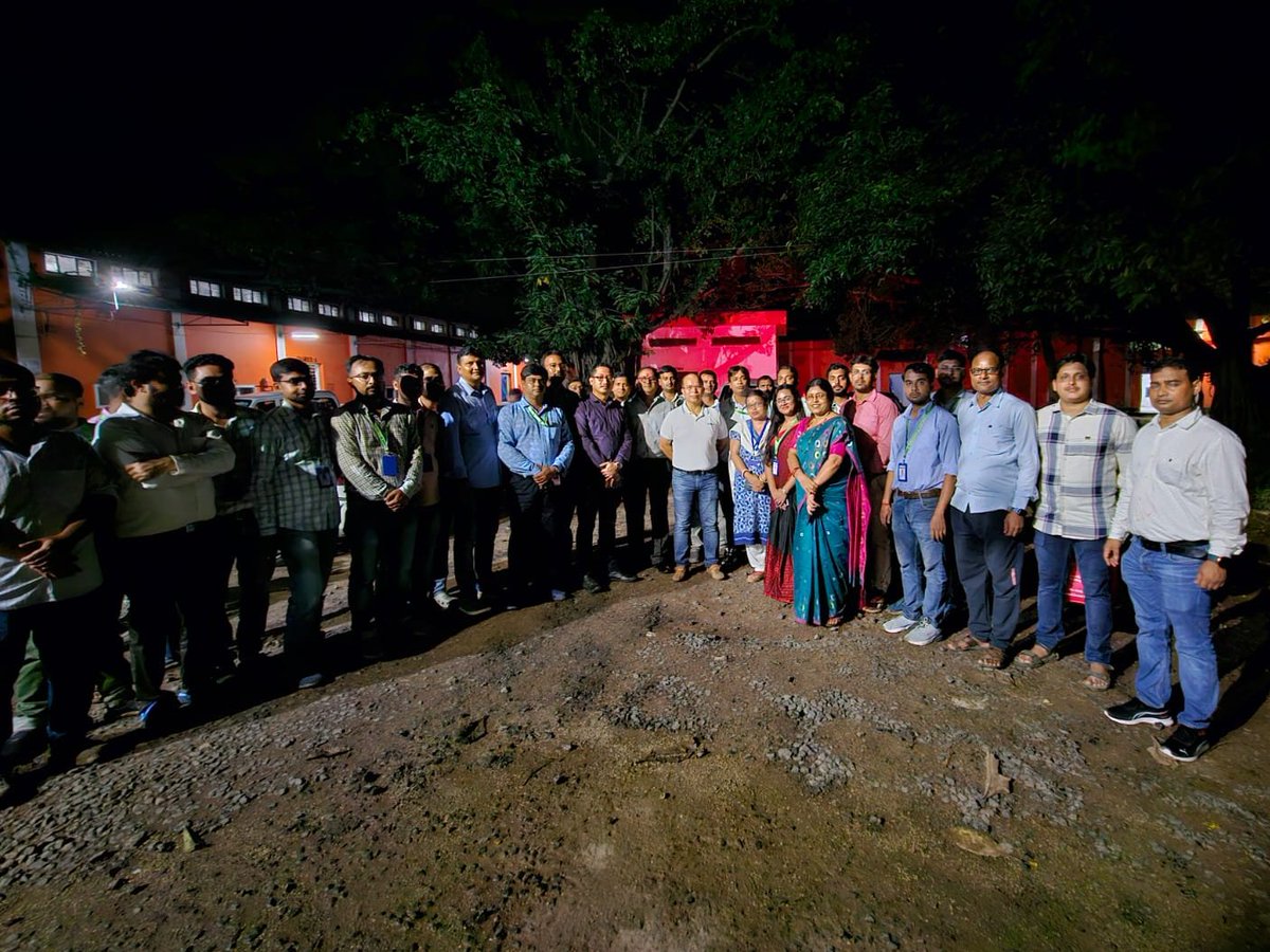 दिनांक 23.09.2025 को पूर्वी क्षेत्र के माननीय कार्यकारी निदेशक श्री मनोज कुमार गोगोई महोदय 🙏🏻 तथा उपमहाप्रबंधक (गुणवत्ता नियंत्रण) श्री देबानंद खानिकार महोदय 🙏 का भा.खा.नि.मं.का.बीरभूम के नियंत्रणाधीन खाद्य भण्डार डिपो, अबदारपुर में हार्दिक स्वागत करना हमारे लिए गौरव का विषय है।