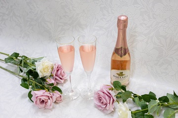 【ＰＲ記事】　横浜桜木町ワシントンホテル、みなとみらいの夜景を一望できる客室とスパークリングワインをセットにした宿泊プランを販売　神奈川県横浜市
yutosoken.com/wp/2025/08/25/…