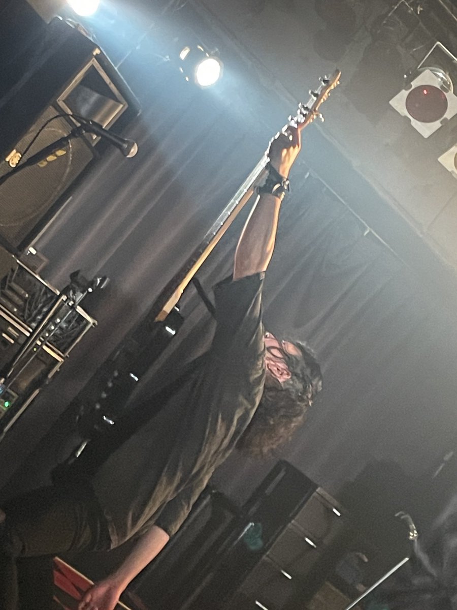 2025.08.24

立川BABEL

虚蝉

まとめてどーん②
✄-------------------‐✄
前回見た時から時間が経っても虚蝉ってかっこいいよねほんと。
いつもありがとう🌷