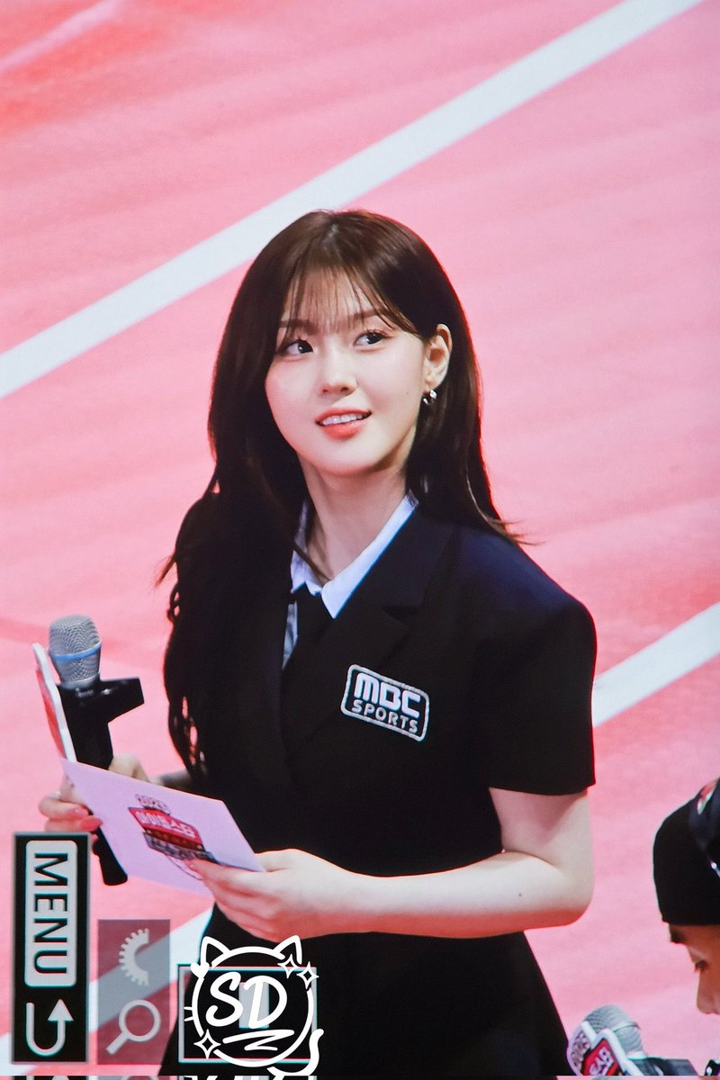 OMG CHAEHYUN IS THE MC FOR LASER SHOOTING EVENT AT ISAC 2025!!!