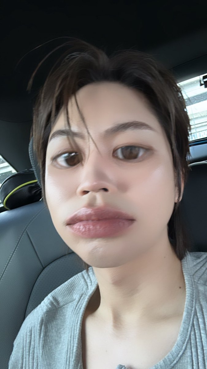 ฝากชวนเพื่อน พ่อ แม่ พี่ น้อง ปู่ ย่า ตา ยาย แฟนไปดู ถ้าไม่มี ผมจะดูเป็นแฟื่อน #RevampSeries