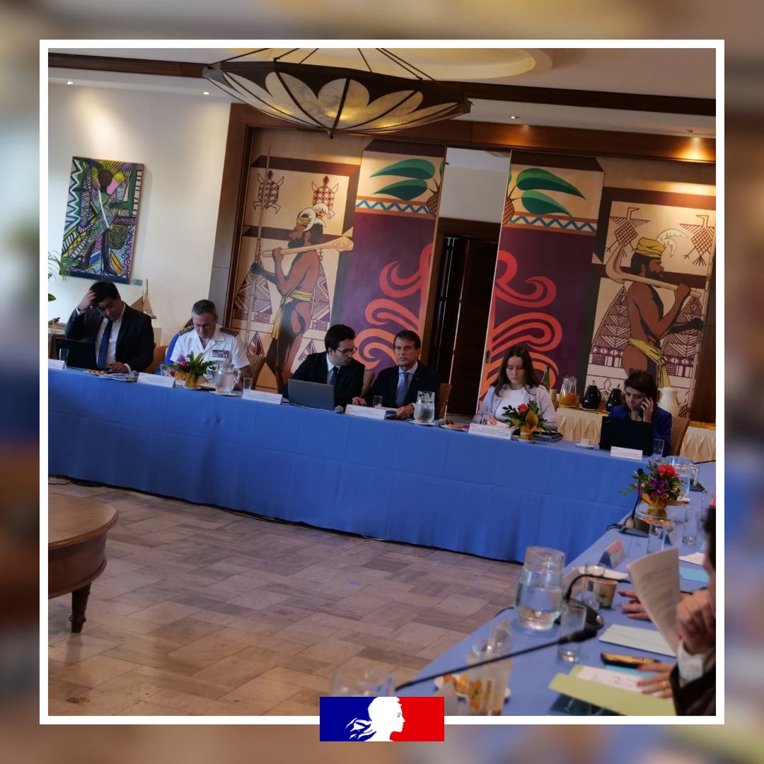 🔵 Visite officielle du ministre d’État, ministre des Outre-mer en Nouvelle-Calédonie.

La première phase de travaux du comité de rédaction mis en place par le ministre d’État, ministre des Outre-mer Manuel Valls, a pris fin, ce lundi, à la résidence du Haut-commissaire de la