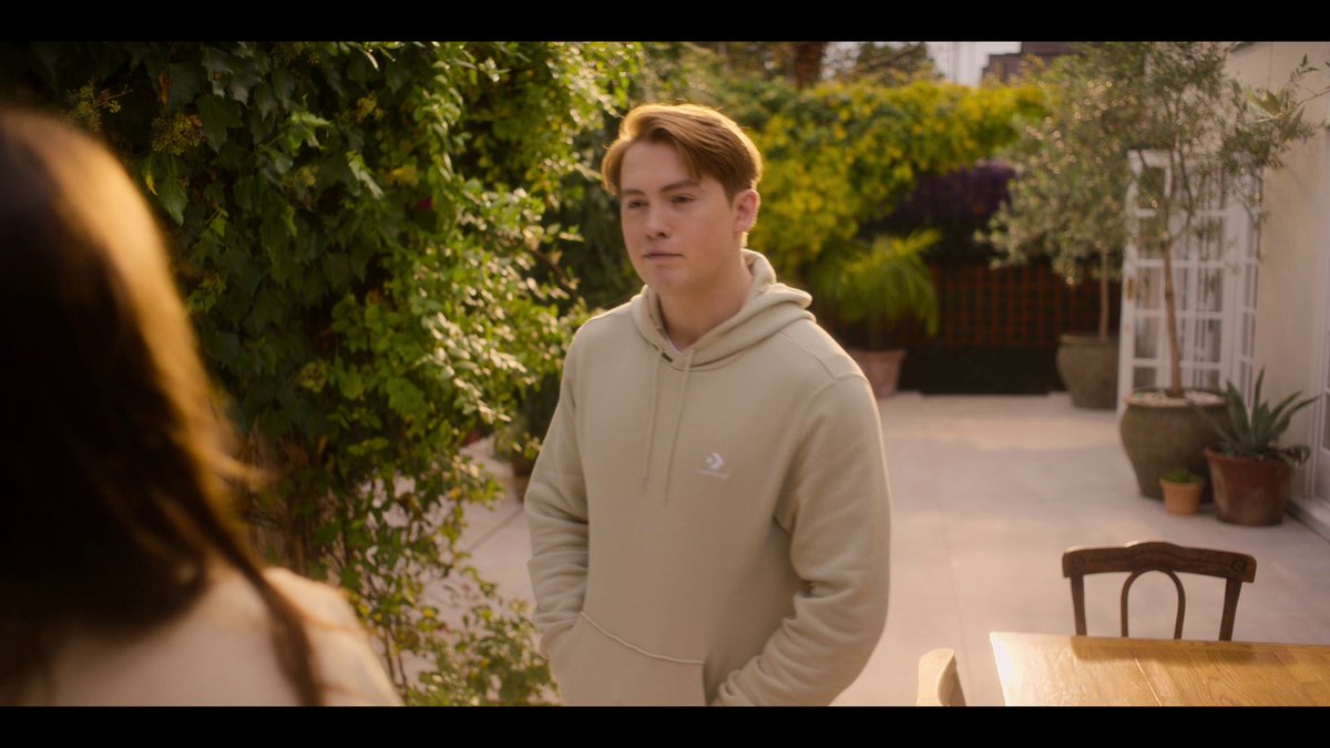 iluvlikingkit's tweet image. 🙂😏 
he is my human emoji