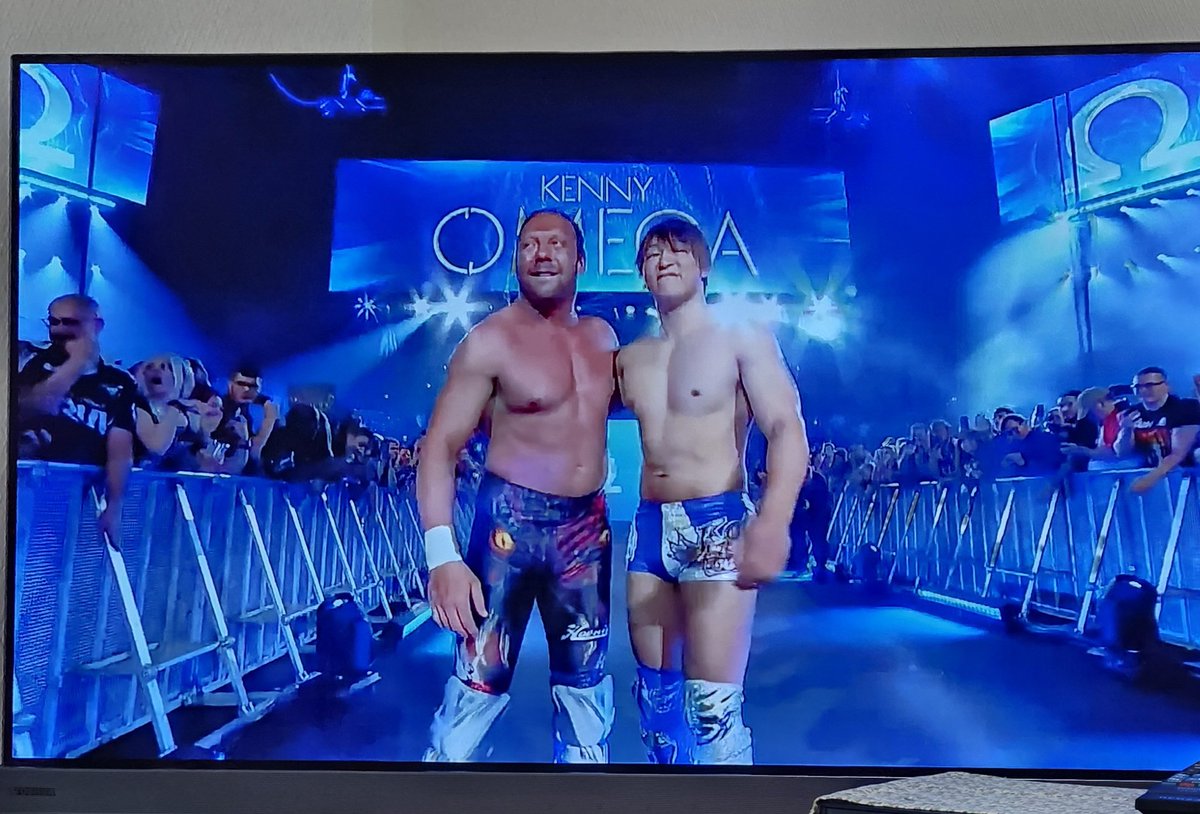 mibo_mibott's tweet image. やっと禁断の扉の飯伏さんとケニー観てる😭💖
#ForbiddenDoor 
#AEWxNJPWForbiddenDoor 
#AEW