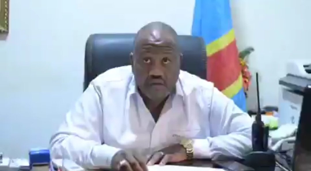 simeonisako13's tweet image. #RDC| Ce qu&apos;il faut savoir du Fils MBOSO, Junior MBOSO KAZADI qui vient de démissionner de la POLICE:

- Il est de Nationalité Belge et a vécu une vie civile à Bruxelles Jusqu&apos;en 2022 exerçant le métier de Vigile.
- En 2021, Christophe MBOSO KODIA MPWANGA son père lui fait une…