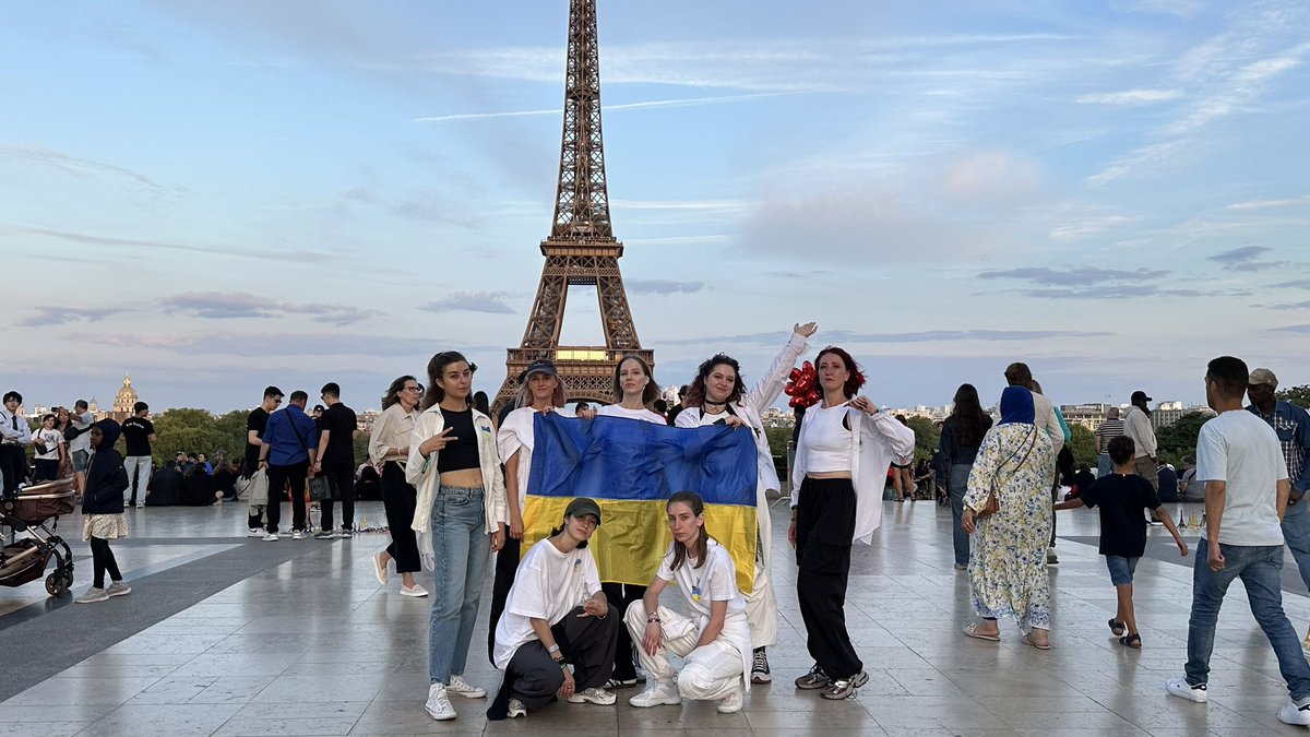Trigger_CDT_UA's tweet photo. Ukrainian Stay everywhere all around the world 🤍🕊️

https://t.co/ZIxzy7JyeO

#walkinonwater #skz #hyunlix
#Straykids #스트레이키즈 #HOP
#WalkinOnWater
#StrayKidsComeback
#YouMakeStrayKidsStay #NewMusic #ukraine #stayukraine https://t.co/vMB3gjo4lF
