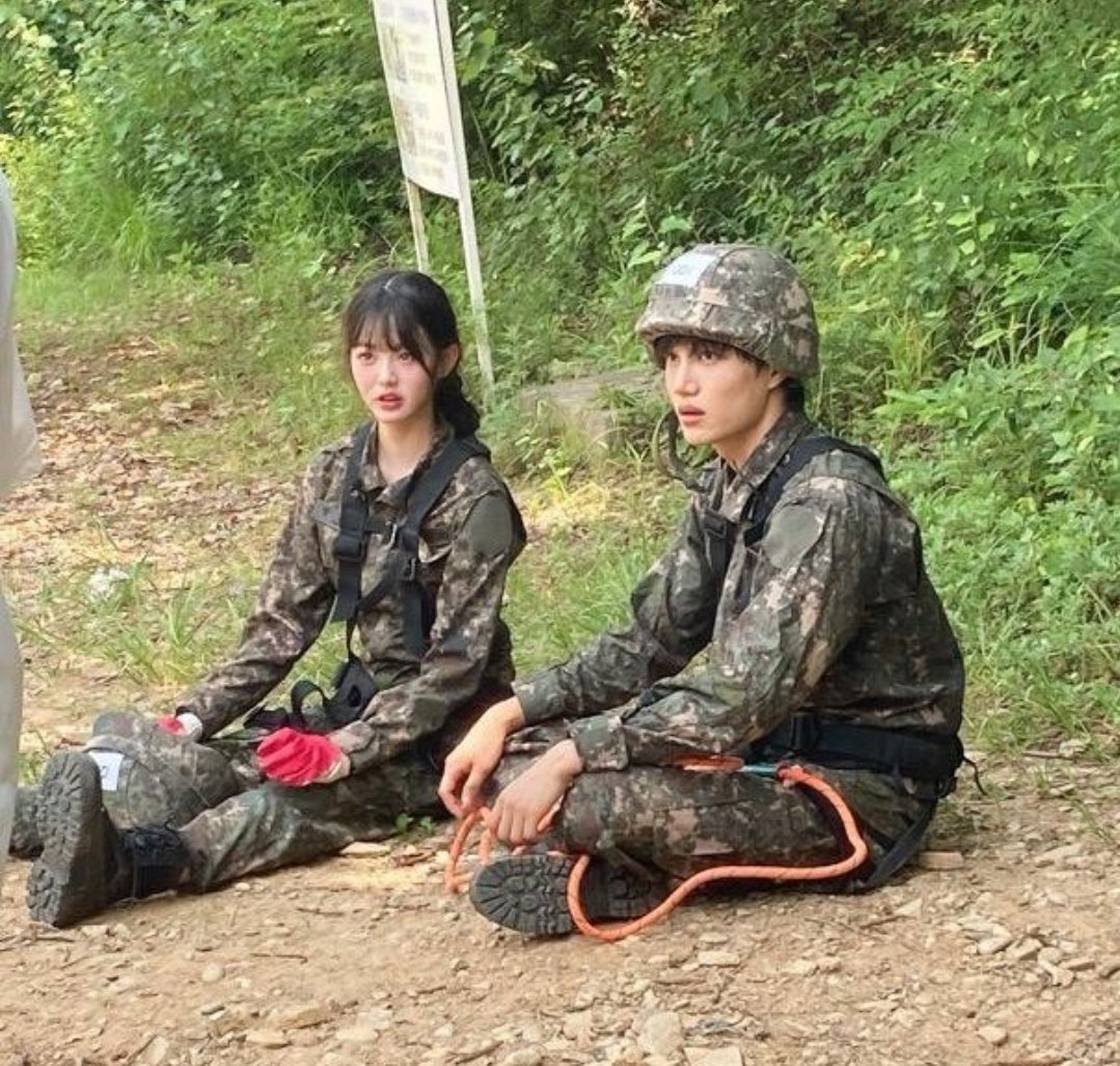 Wonyoung and Kai are serving face and their country.