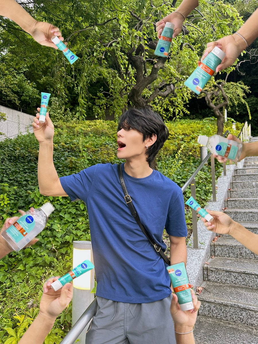 🗓️ 25/08/25
📷 Instagram: @.jeffsatur (Feed)

💬- As espinhas estão sempre por perto, em qualquer lugar e elas não costumam escolher a hora para aparecer.

#NIVEAXJeffSatur #Jeffsatur 
#NIVEADermaAcneCare