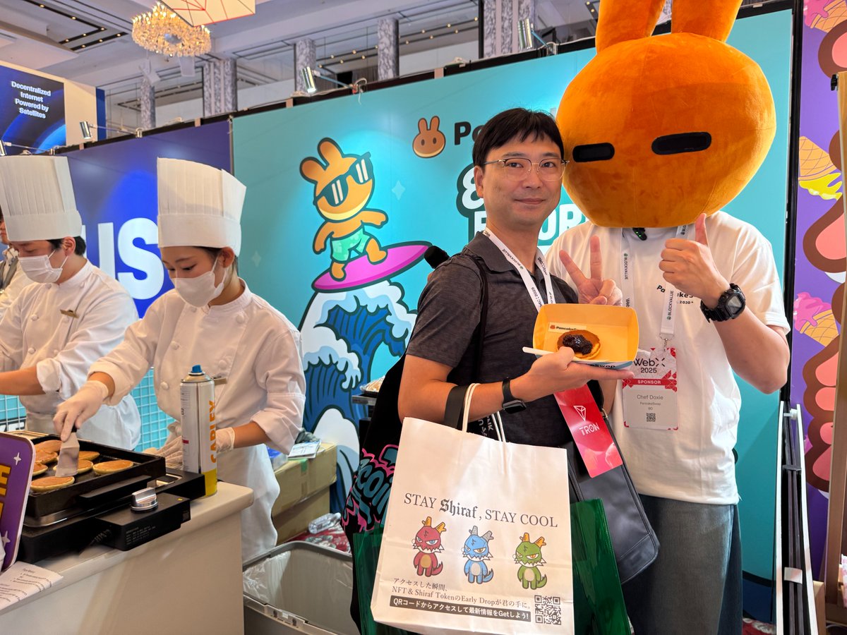 PancakeSwap's tweet image. Day 1 at @WebX_Asia was cooked to perfection 🥞🔥
More pancakes, more vibes, more DeFi tomorrow.