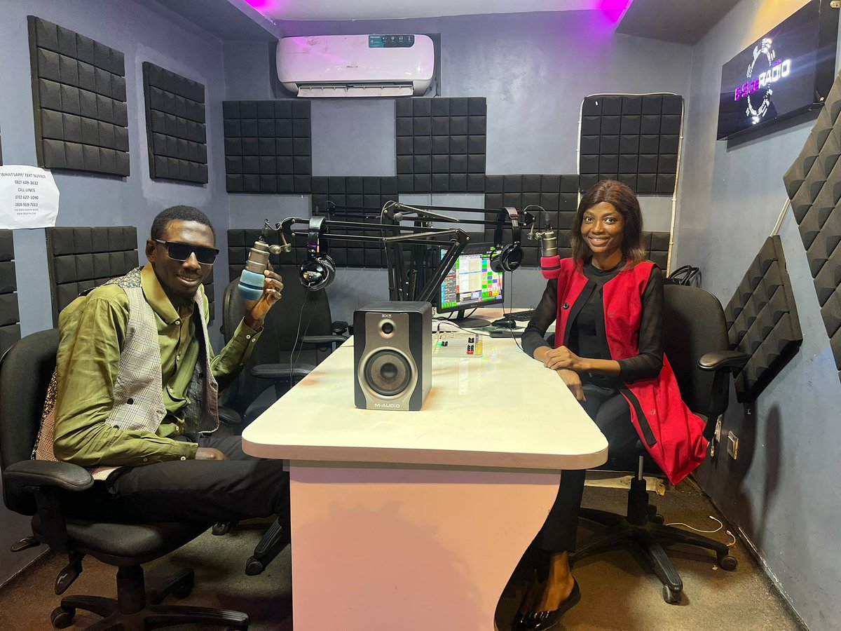 BsideFMBenin's tweet photo. ON AIR W/ @yuwa_dvibes x @FrankGbale

It's #TranslationMonday✍️😍😍

Translate to Pidgin;
 "Each time you jump the gun, you are putting the cart before the horse."

Let's have your translation👇

#hearit #feelit
#IkuvbeOgieshow https://t.co/RBu9185TJW