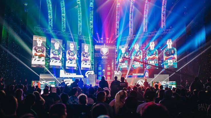 SaudiTodayGG's tweet photo. 🇸🇦 Saudi Arabia’s King Khalid airport sets record with 3.9M passengers during the Esports World Cup campaign

#Esports
#Gaming https://t.co/uNGdZ43ik7
