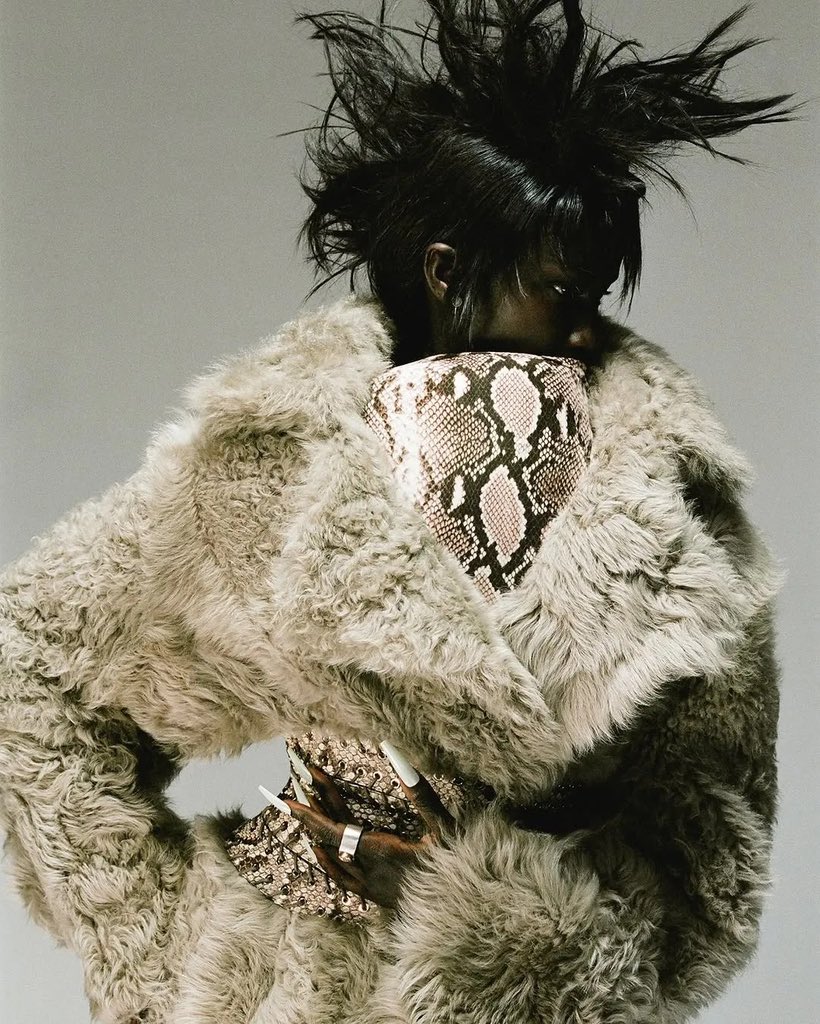 jacquemusx's tweet photo. She’s the absolute coolest.

Anok Yai by Thibaut Grevet for Perfect Magazine https://t.co/iX2hpYgG85