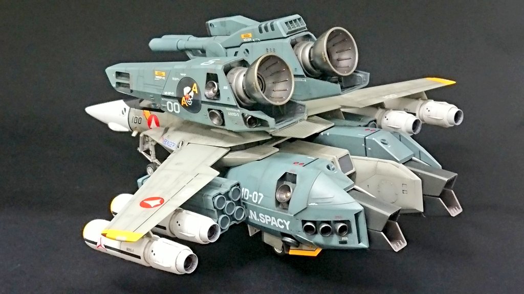 #好きなバルキリーの推し角度
ファストパック付きは
設定通りのこの角度‼️