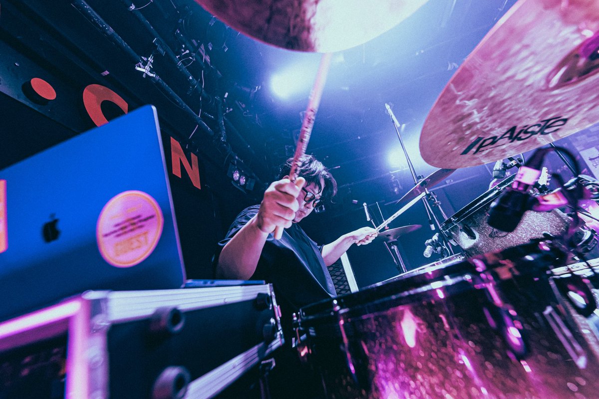 AVENGE_official tweet media