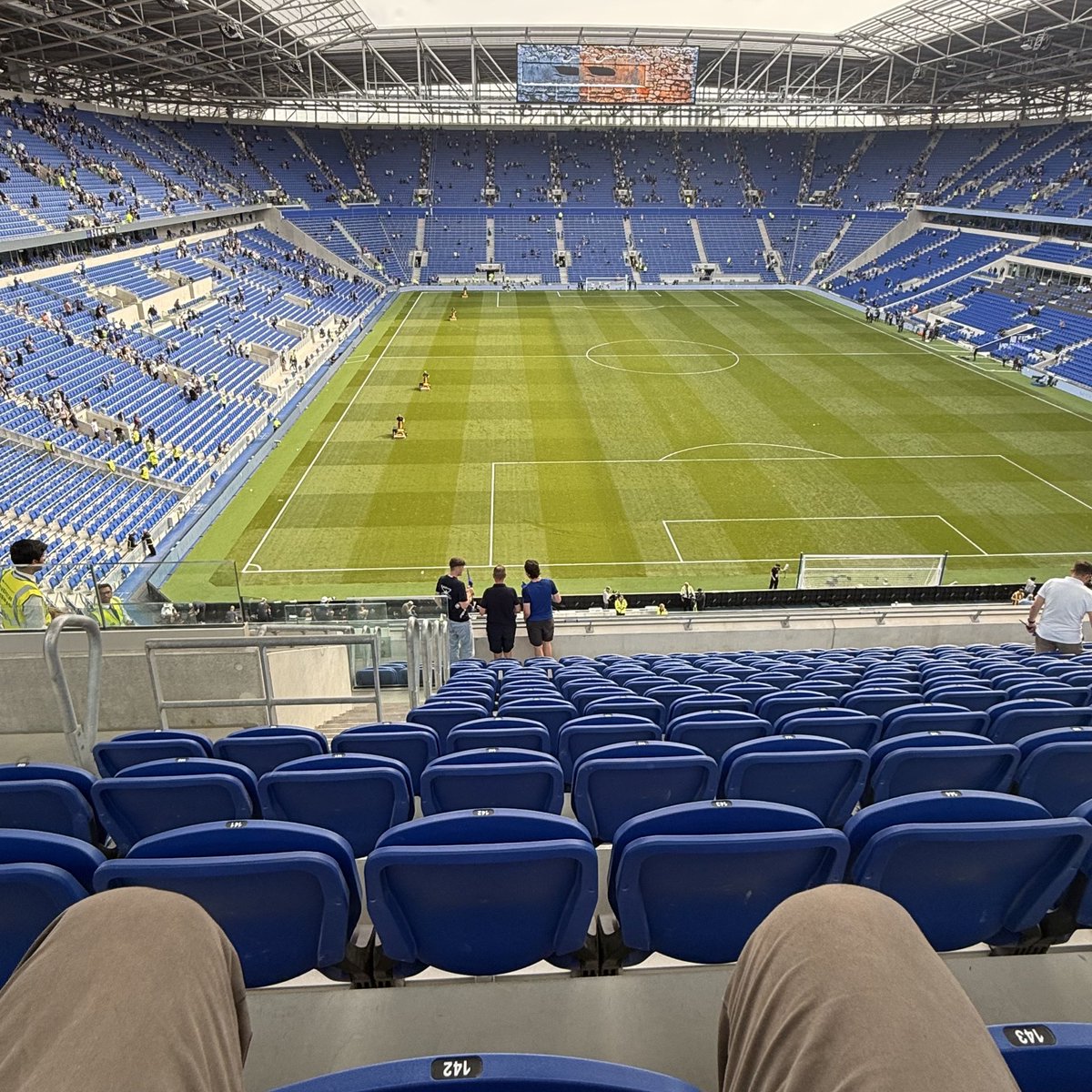 Not sure when I’ll get a chance to make the voyage back so mad sure I was one of the last left 😂🍬 #EFC