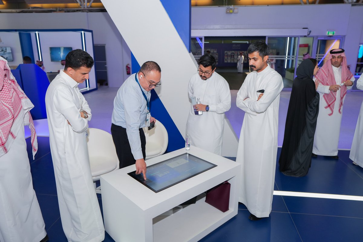 كيف أعادت #فمتك تعريف مفهوم #إدارة_المرافق؟

اكتشف الزوار إجابة السؤال خلال الملتقى والمعرض الدولي لإدارة المرافق <a href="/Sfma_Expo/">الملتقى والمعرض الدولي لإدارة المرافق</a> 

فقد استعرضت فمتك أحدث الابتكارات والحلول التي تتجاوز النماذج التقليدية، لخلق بيئات أكثر ذكاءً، استدامة، ومرونة. مقدمةً رؤيةً شاملة لكيفية تحويل إدارة