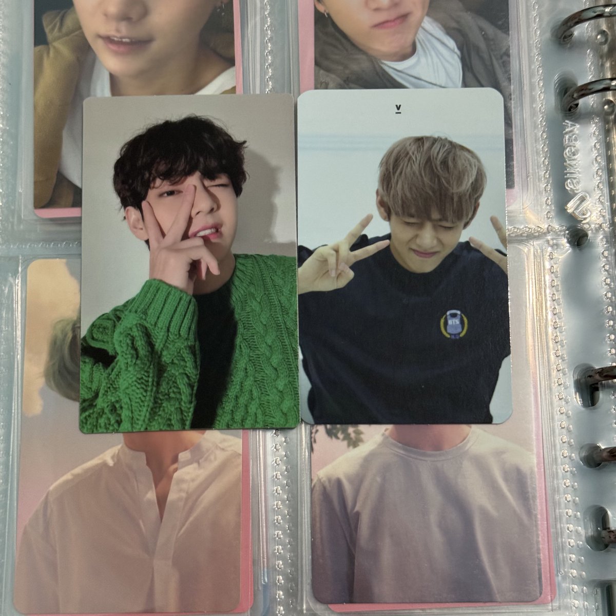 taebyurbaby's tweet photo. want to sell taehyung photocard ready ina 

🦋༘⋆ harga exc adm oren 13% and packing 
🦋༘⋆ 200k both (take all only)

❌ no hnr,not for buyer sensitive condi,no time waster first pay first get https://t.co/mkXX2zxoTO